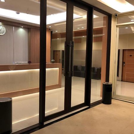 Lcr Hotel Ende Eksteriør billede